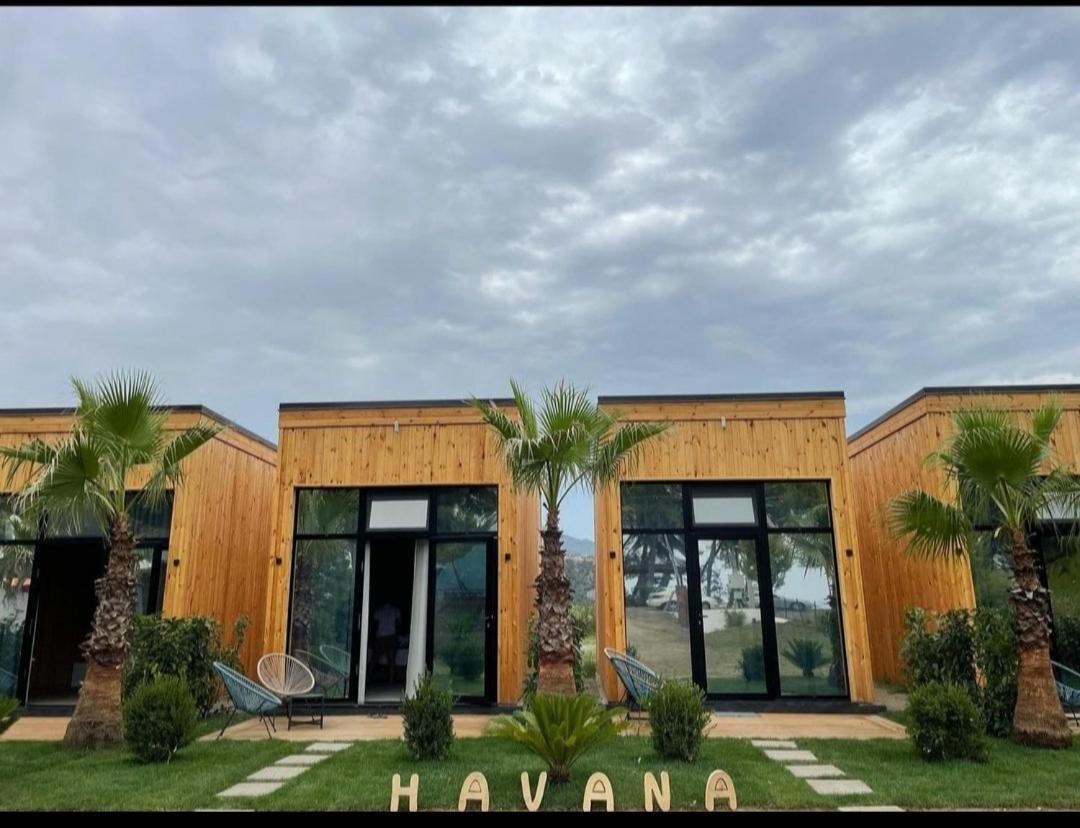 Havana House Sakes Zewnętrze zdjęcie